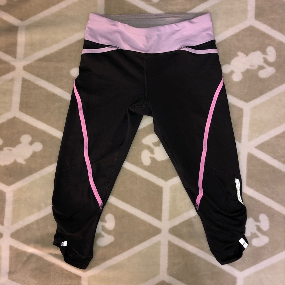 Lululemon Cropped Gray Leggings
